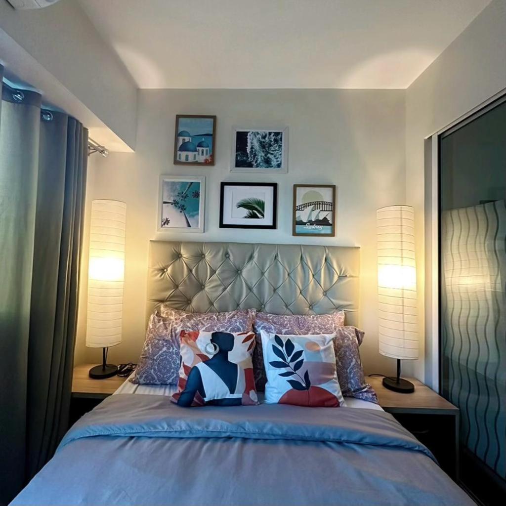 Acqua Private Residence Livingstone Tower Condo Unit With Free Wifi Manila Exterior photo