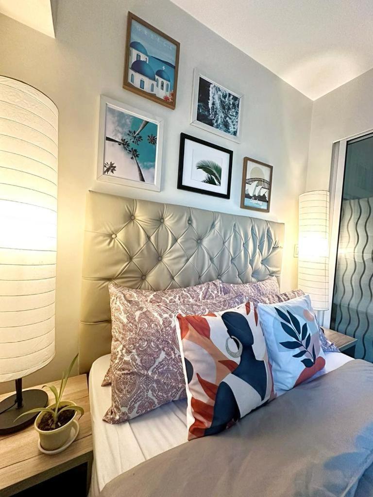 Acqua Private Residence Livingstone Tower Condo Unit With Free Wifi Manila Exterior photo
